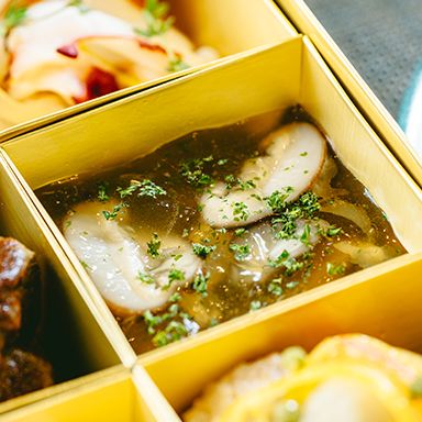 原木椎茸のコンソメ煮凝り