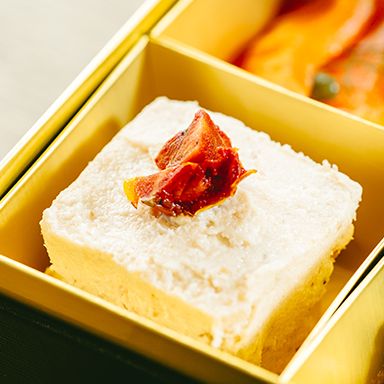 ロースハムのムースとセミドライトマト